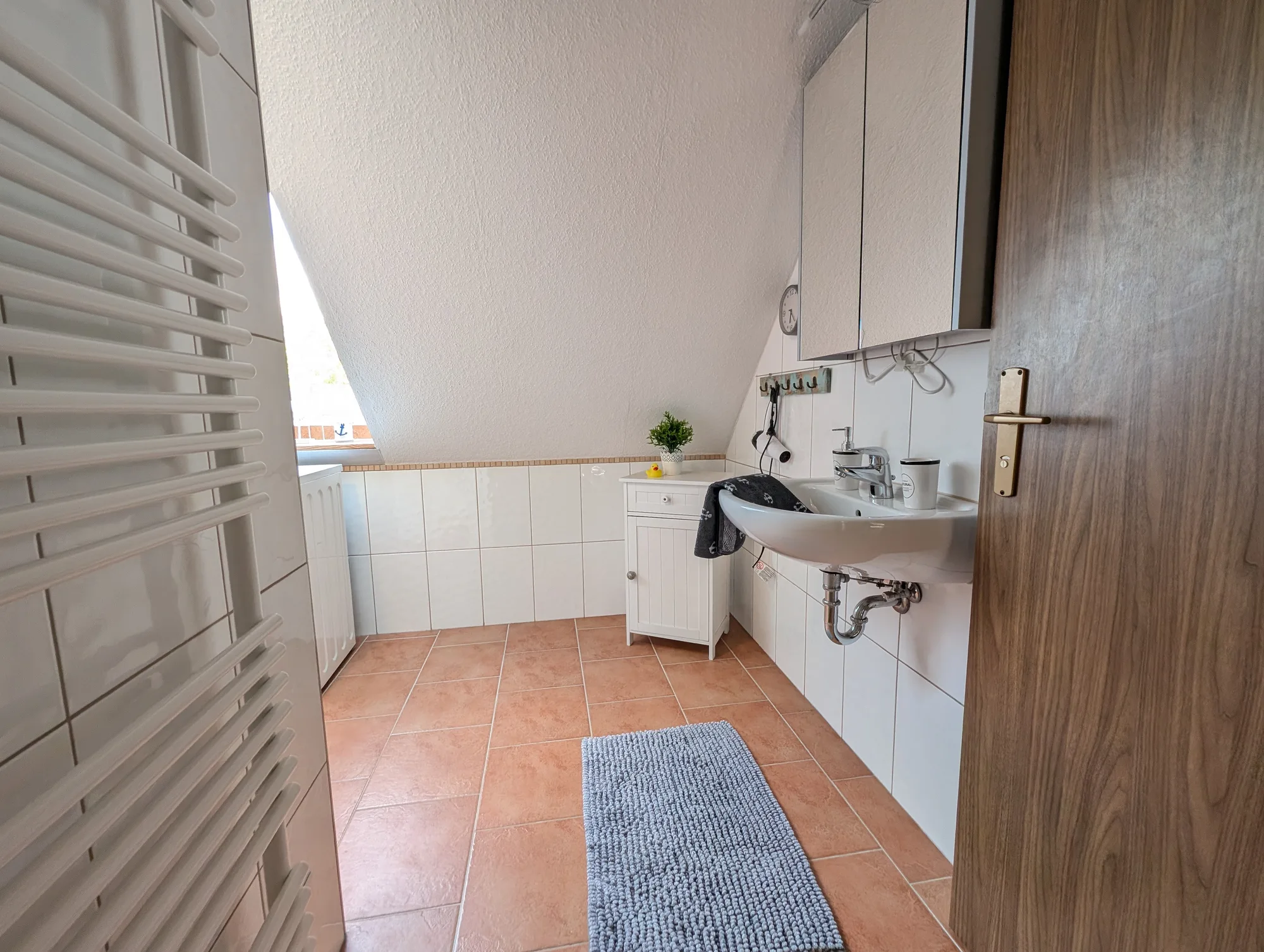 Cozy NordseeNest mit Garten & Parkplatz Bild 2